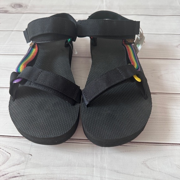TEVA Universal Midform Pride Sandals | Men’s 11 | NWT Rainbow LGBTQ Comfortable - Picture 3 of 10
